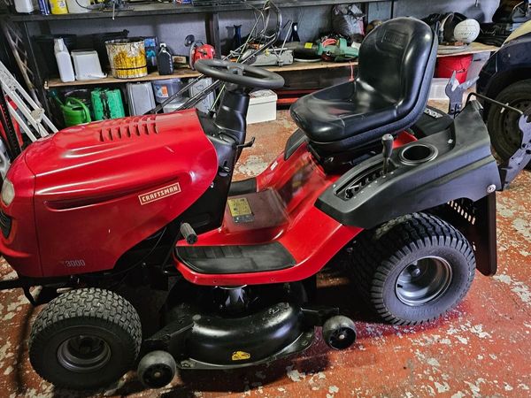 Ride-On Lawnmower - Main image