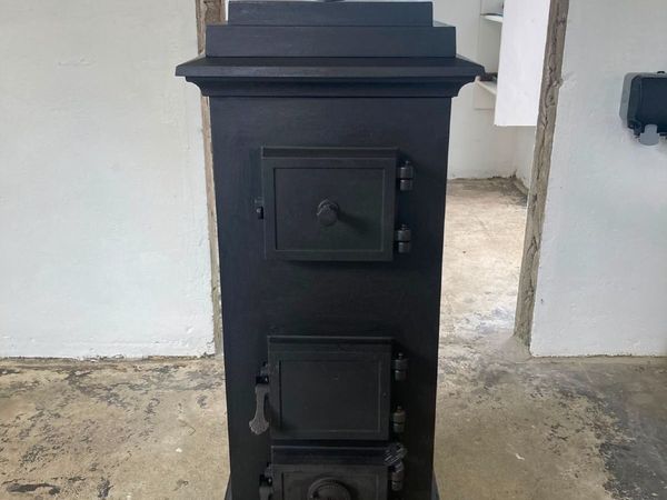 Antique Stove - Main image