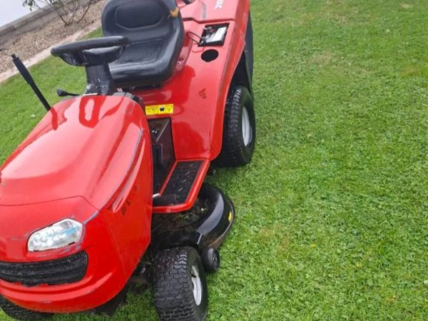 Jonsered Lt2115 ride on mower Delivery available - Main image