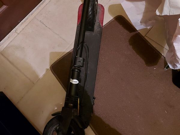 Electric Scooter in very good condition,no charger - Main image