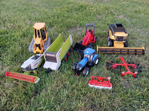 Tractor and farming toys - Main image