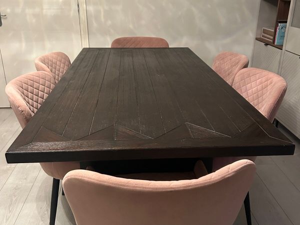 Dinning table & chairs - Main image