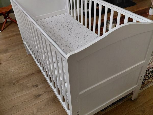 Cot bed - Main image