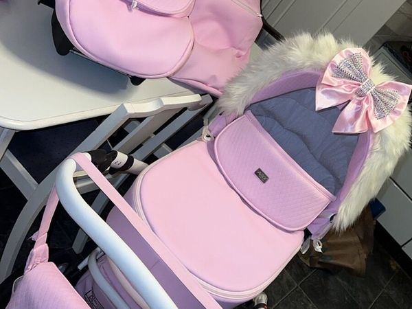 Pink leather travel system - Main image