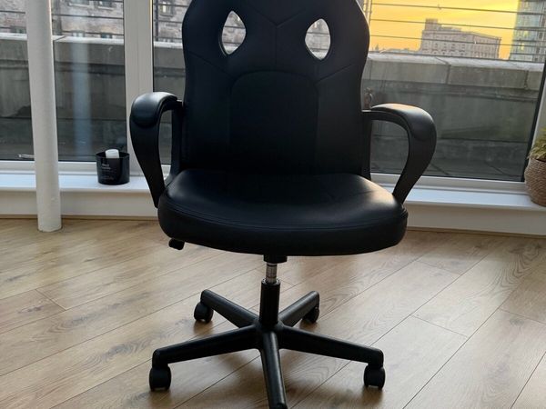 Basetbl Ergonomic Office Chair- Black Leather - Main image
