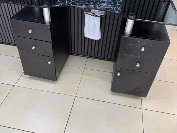 Manicure table - Main image