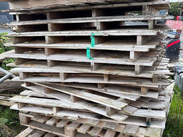 Timber pallets - Main image