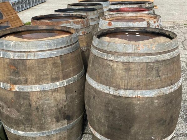 Solid Oak Whiskey Barrels - Main image