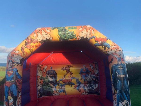 Bouncy castle - Main image