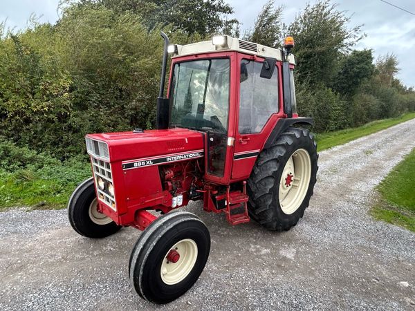 Case IH 885 XL - Main image