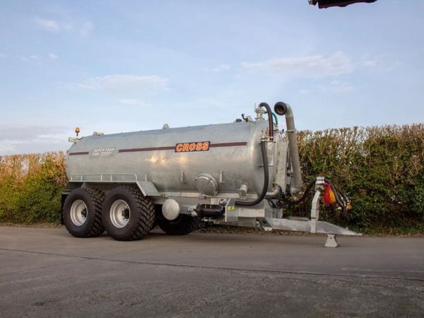 3750 Tanker - Main image