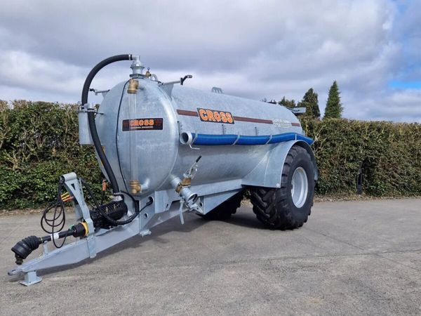 2750 Tanker - Main image