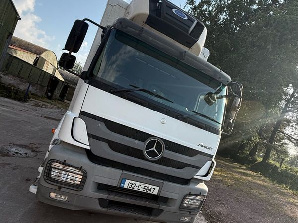 Mercedes  New CVRT+TAX - Main image