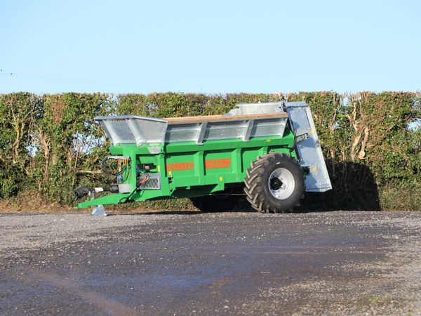 Cross 600 Manure Spreader - Main image