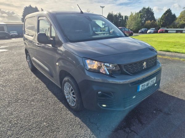 Peugeot Partner 1.5 Blue HDI 75 Panelled 6.2 2 - Main image