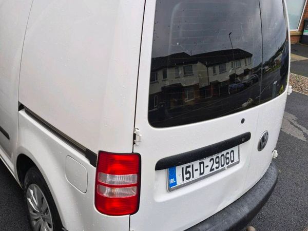 2015 volkswagen caddy - Main image
