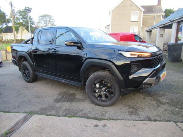 2.8 D-4D-h Invincible X Pickup Double Cab 4dr Dies - Main image
