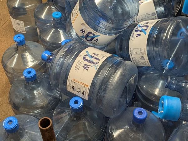 19L Plastic Bottles x 40 Units - Main image