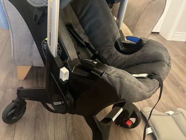 Doona+ Car Seat & Isofix - Main image