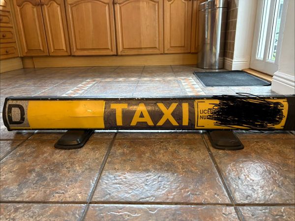 Taxi plate - Main image
