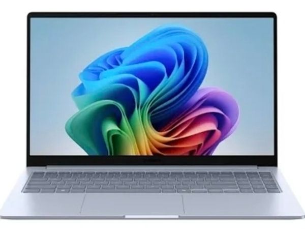 Samsung Galaxy Book4 Edge 15.6" Snapdragon X 16GB - Main image