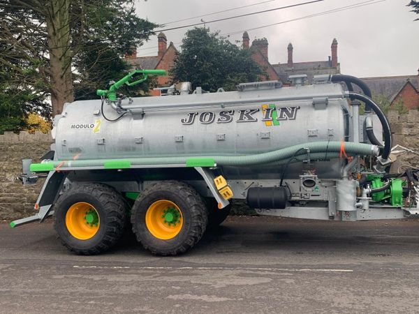 JOSKIN 3500 WITH RAIN GUN & 8" TURBO FILLER - Main image