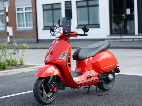 2004 Vespa Granturismo 200cc - Main image