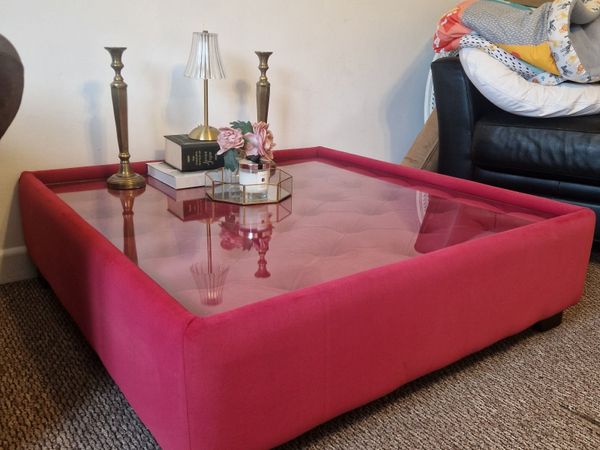 Chesterfield fusion pink coffee table - Main image