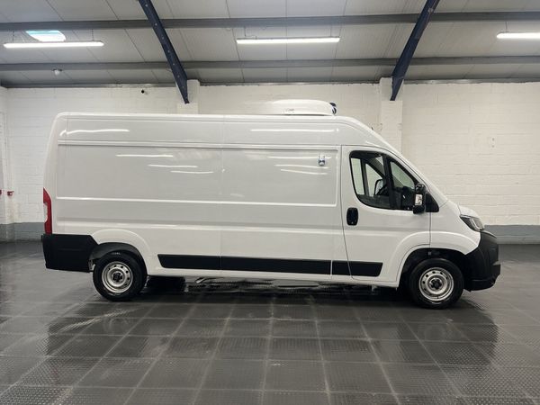 2025 Peugeot Boxer Refrigerated Van - Main image