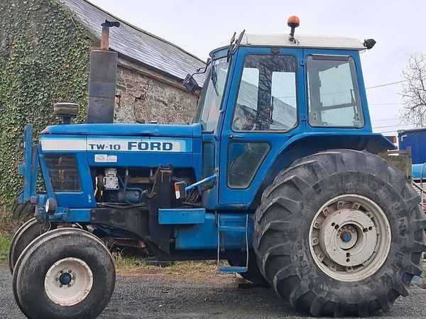 Ford TW 10 - Main image
