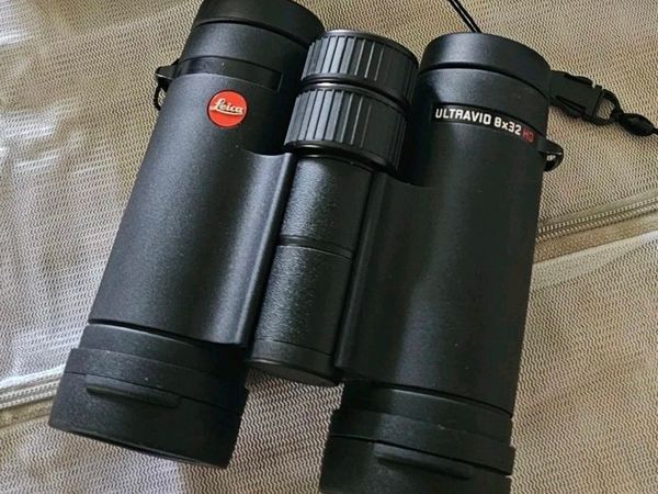 Leica Binoculars - Main image