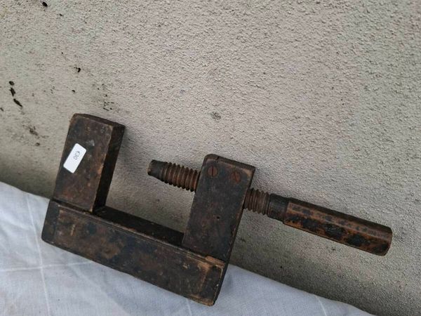 Vintage wood tool clamp - Main image