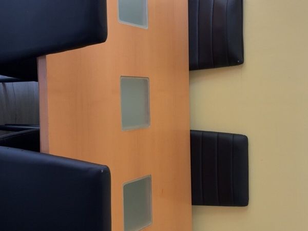 FREE Table and chairs - Main image