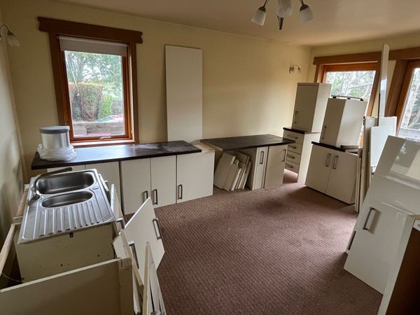 Kitchen Units & Accessories - Main image