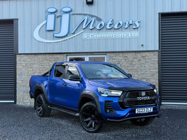 23 TOYOTA HILUX 2.8 D-4D GR SPORT - Main image