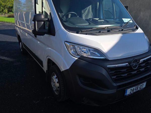 Opel Movano 2024 L2H2 2.2d - Main image