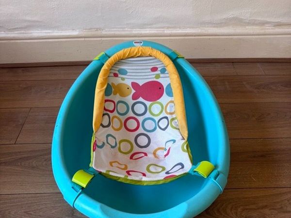 Fisher-Price Baby Bath with Support Insert - Main image