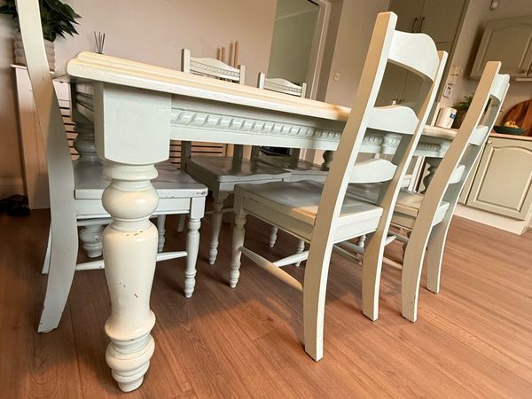 Solid pine wood country-style table and six chairs - Main image