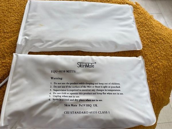 SkinMate Electric Heated manicure Mitts fully working - Main image