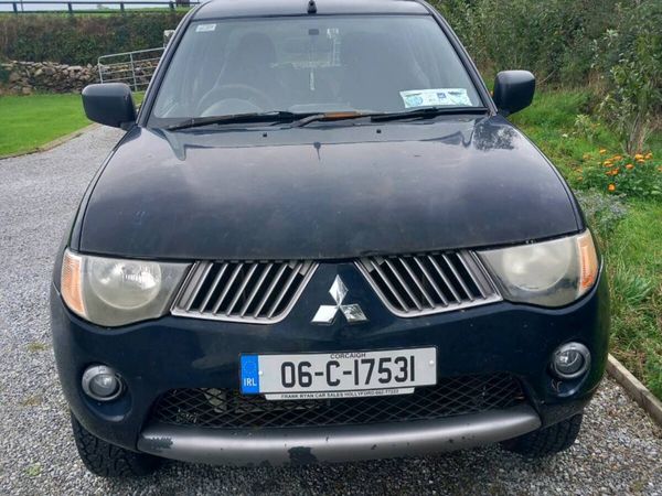 Mitsubishi L200 - Main image