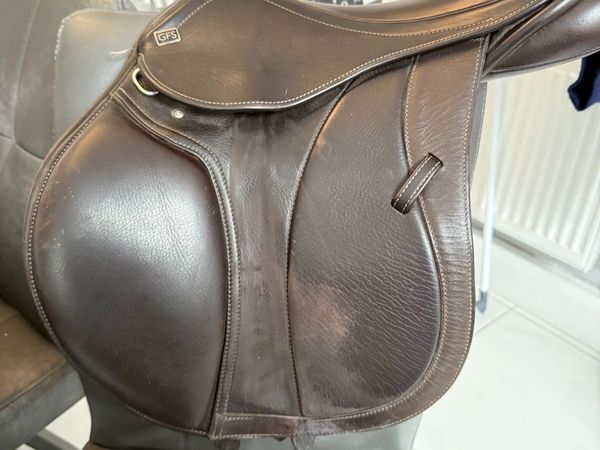 Horse Saddle GFS - Main image