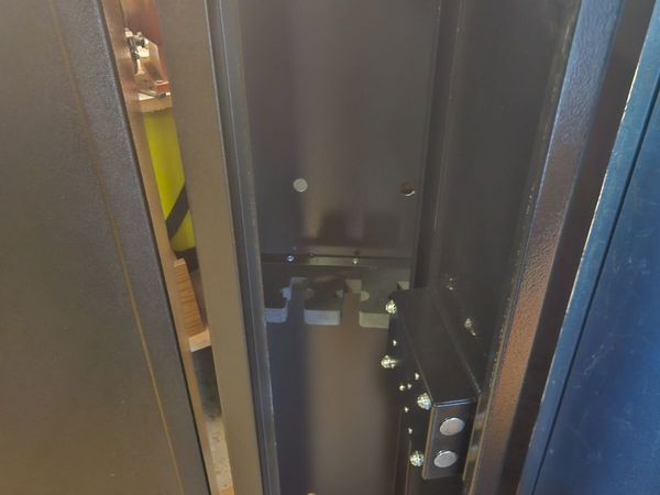 Gun cabinet - Main image