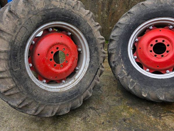 16.9 /28 rims and tyres - Main image