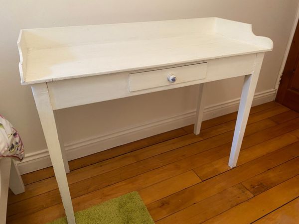 Table - Main image