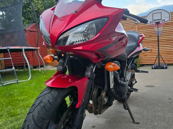 Fazer FZ 600 - Main image