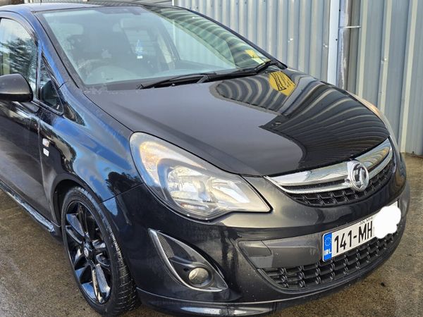 141 VAUXHALL CORSA - Main image