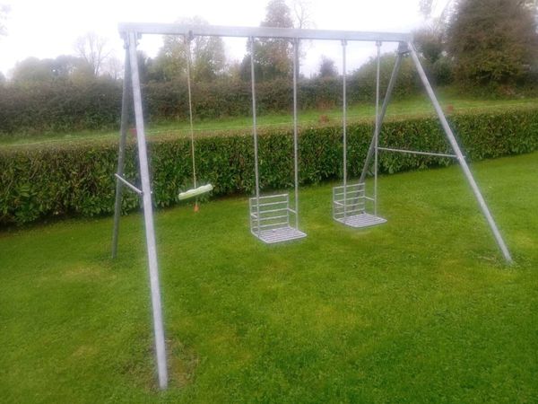 Swings - Main image