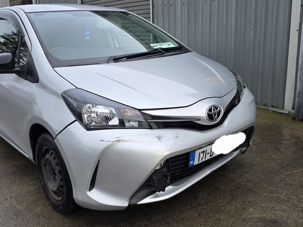 171 TOYOTA VITZ AUTO - Main image