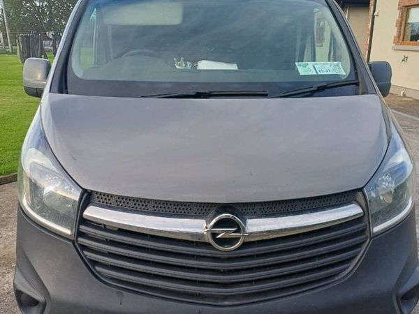 Opel Vivaro 2017 - Main image
