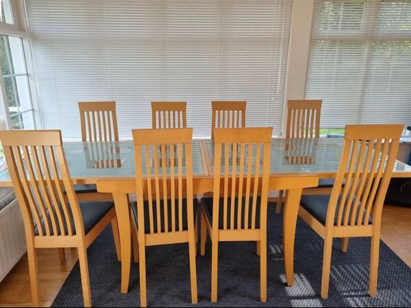 Extending dining table - Main image